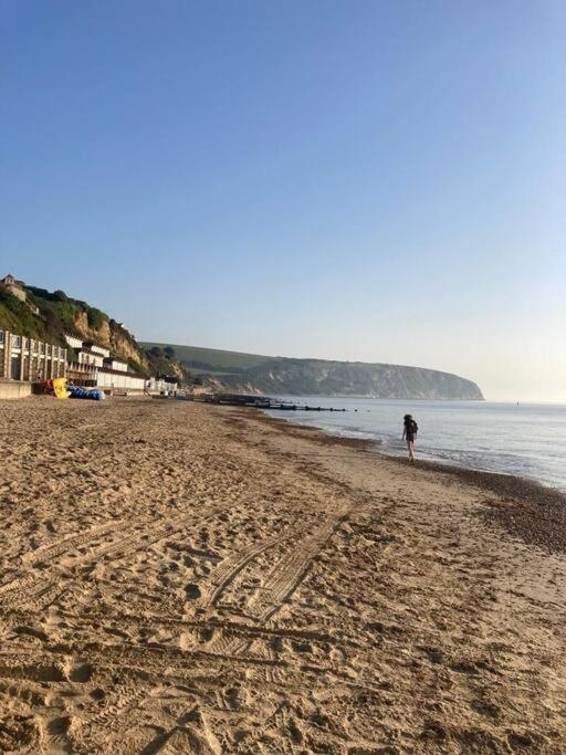 Beach House Свонідж Екстер'єр фото